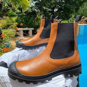 Authentic Loewe Chelsea Calf Combat Designer Platform Boot Made in Italy 10US 43